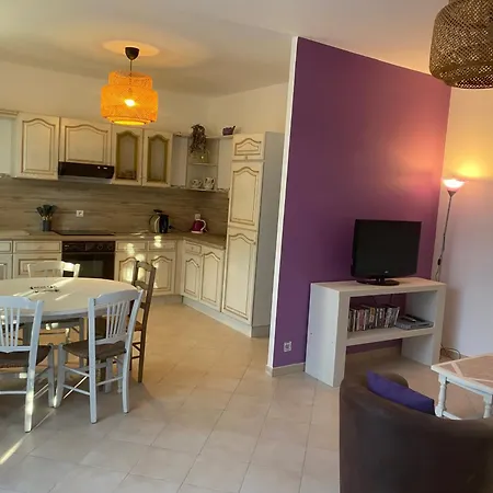 Les Lauriers Ardeche Sud Pour 5 Personnes Holiday home *